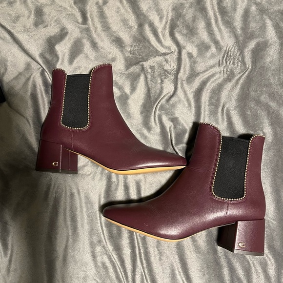 Coach Leather Booties never been worn - Picture 1 of 7